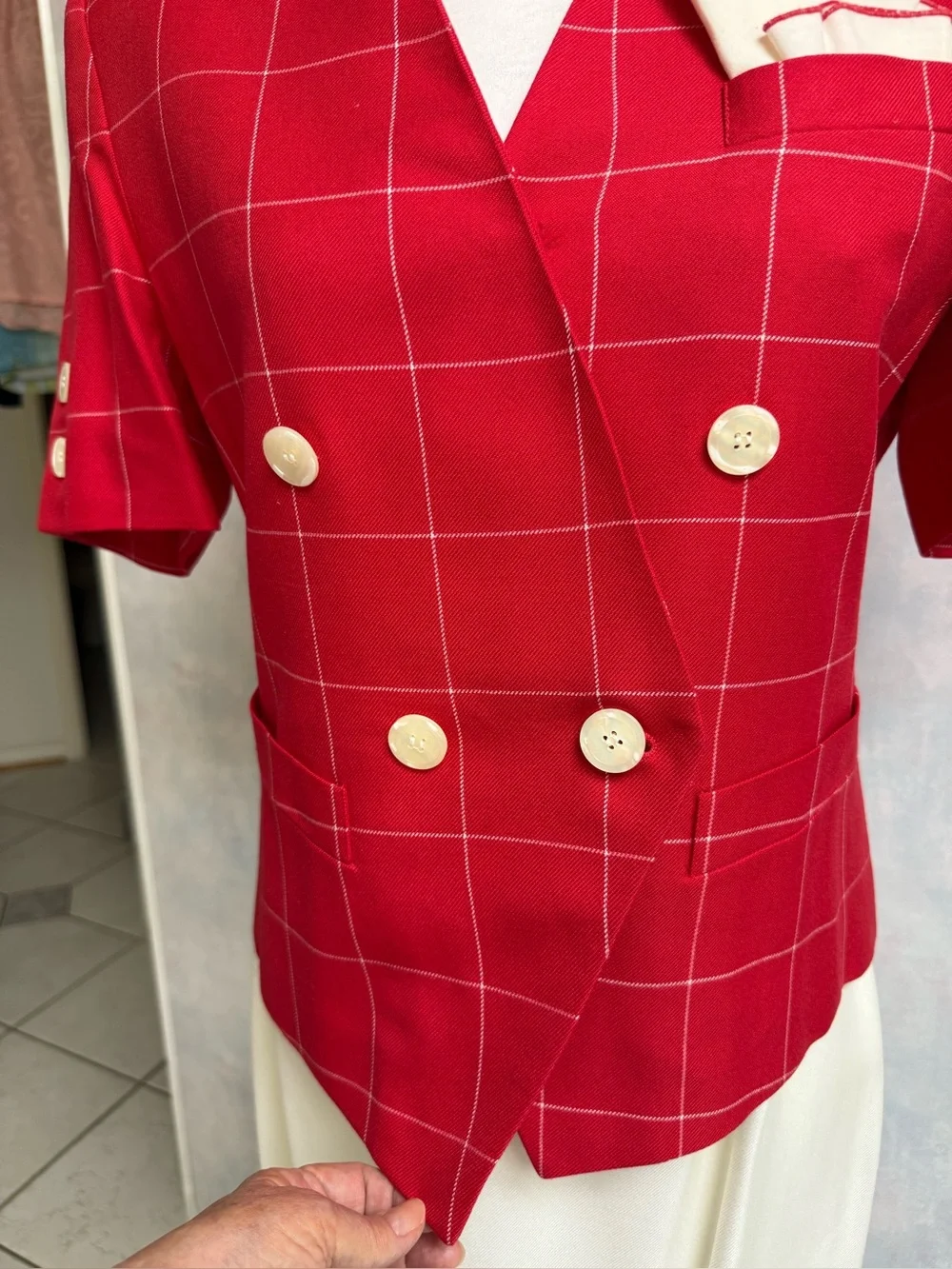 Like New Kasper ASL Red & White Window Pane Short Sleeve Jacket w White Skirt - Picture 6 of 16
